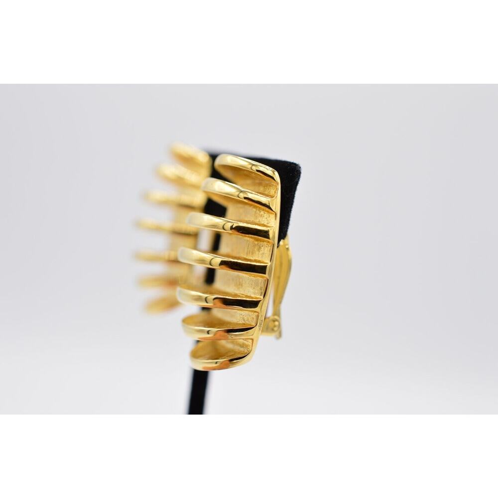 Givenchy Vintage Clip On Earrings Ribbed Chunky Heavy Gold Signed NOS 1980s BinX - Picture 9 of 12